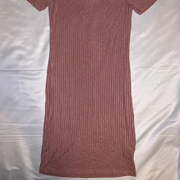 Pink off the shoulder Dress - Picture 2 of 2